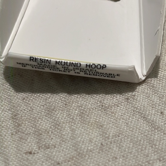 10K Resin Round Hoop Earrings - Picture 5 of 13